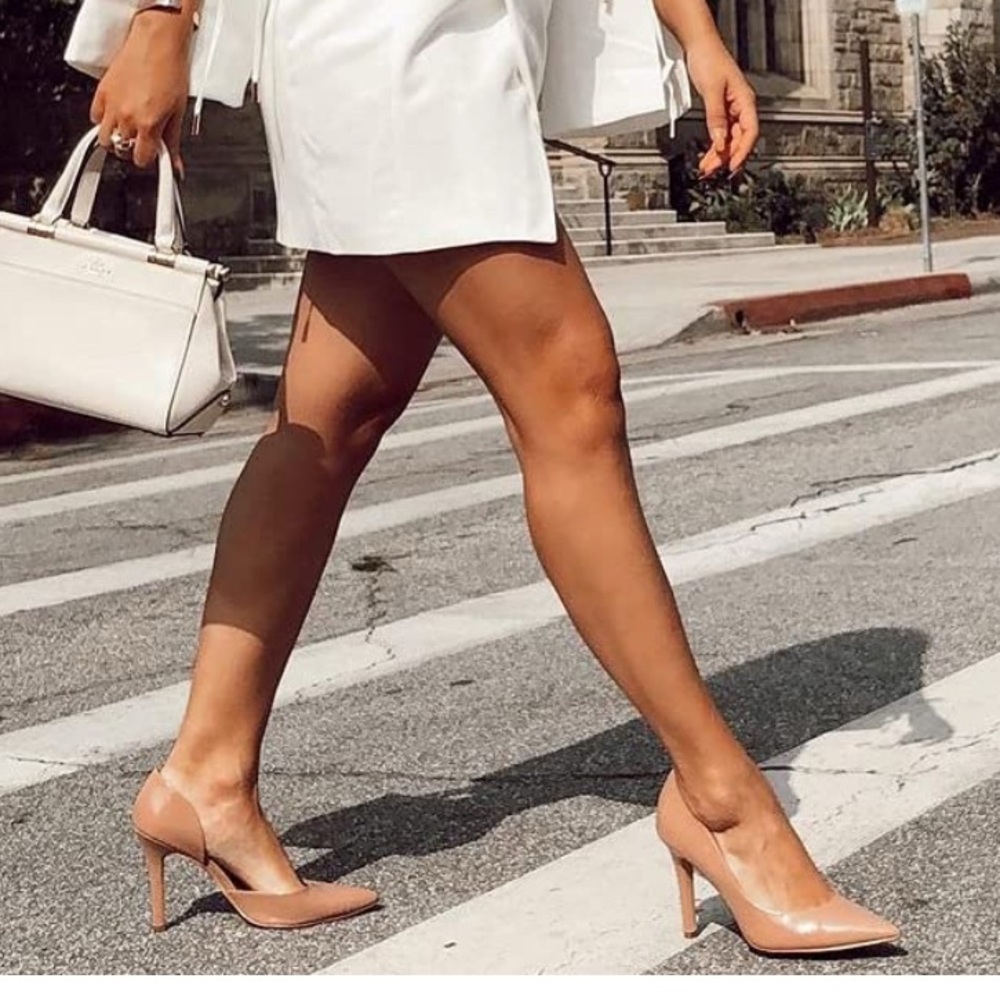 Elegant Jenn Ardor Nude Pumps like new